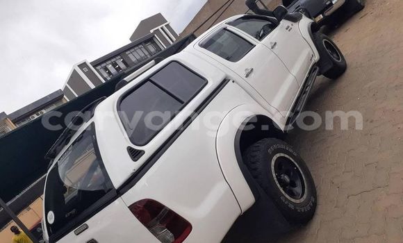 Acheter Occasion Voiture Toyota Hilux Blanc à Henties Bay, Erongo Acheter Occasion Voiture Toyota Hilux Blanc à Henties Bay, Erongo