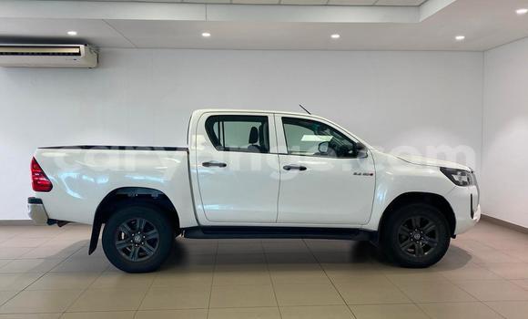 Buy Used Toyota Hilux White Car in Windhoek in Namibia Buy Used Toyota Hilux White Car in Windhoek in Namibia