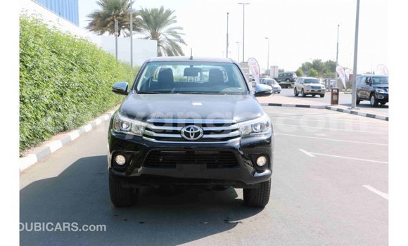 Acheter Import Voiture Toyota Hilux Noir à Import - Dubai, Namibie Acheter Import Voiture Toyota Hilux Noir à Import - Dubai, Namibie