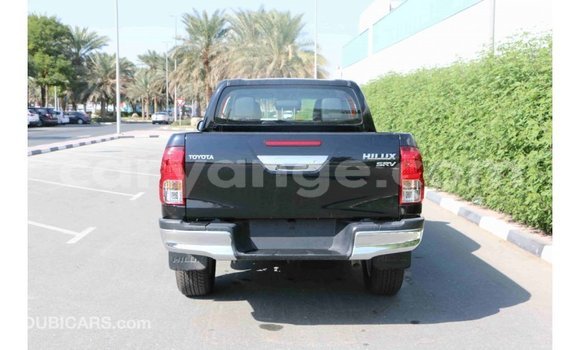 Acheter Import Voiture Toyota Hilux Noir à Import - Dubai, Namibie Acheter Import Voiture Toyota Hilux Noir à Import - Dubai, Namibie