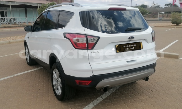 Acheter Occasion Voiture Ford Kuga Blanc à Windhoek, Namibie Acheter Occasion Voiture Ford Kuga Blanc à Windhoek, Namibie