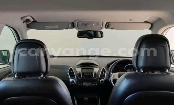 Buy Used Hyundai Ix35 White Car in Gobabis in Omaheke Buy Used Hyundai Ix35 White Car in Gobabis in Omaheke