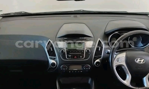 Buy Used Hyundai Ix35 White Car in Gobabis in Omaheke Buy Used Hyundai Ix35 White Car in Gobabis in Omaheke