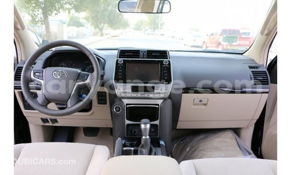 Acheter Import Voiture Toyota Prado Noir à Import - Dubai, Namibie Acheter Import Voiture Toyota Prado Noir à Import - Dubai, Namibie