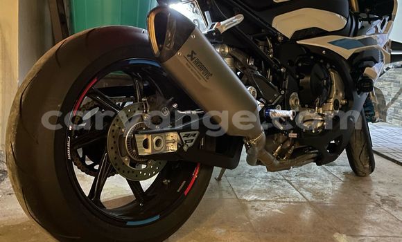 Buy Used BMW S 1000 White Bike in Windhoek in Namibia Buy Used BMW S 1000 White Bike in Windhoek in Namibia