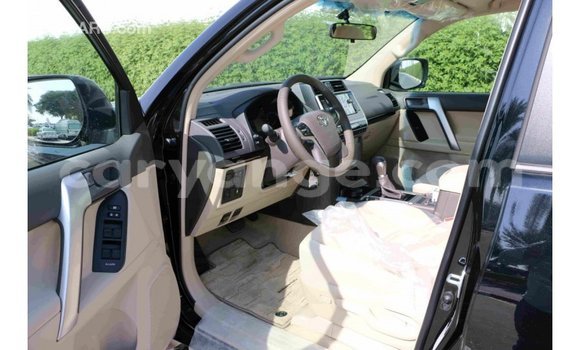 Acheter Import Voiture Toyota Prado Noir à Import - Dubai, Namibie Acheter Import Voiture Toyota Prado Noir à Import - Dubai, Namibie