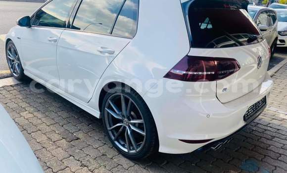 Buy Used Volkswagen Golf R White Car in Windhoek in Namibia Buy Used Volkswagen Golf R White Car in Windhoek in Namibia