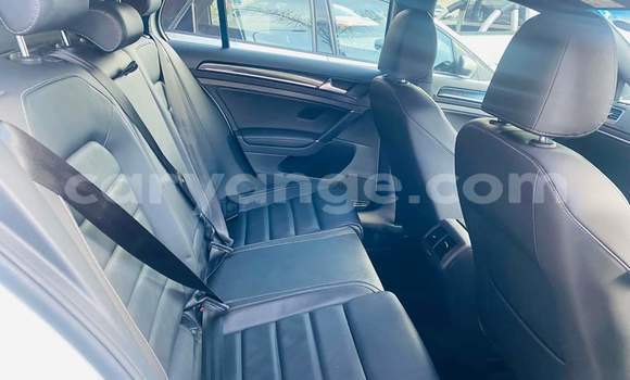 Buy Used Volkswagen Golf R White Car in Windhoek in Namibia Buy Used Volkswagen Golf R White Car in Windhoek in Namibia