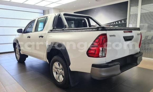 Buy Used Toyota Hilux White Car in Windhoek in Namibia Buy Used Toyota Hilux White Car in Windhoek in Namibia