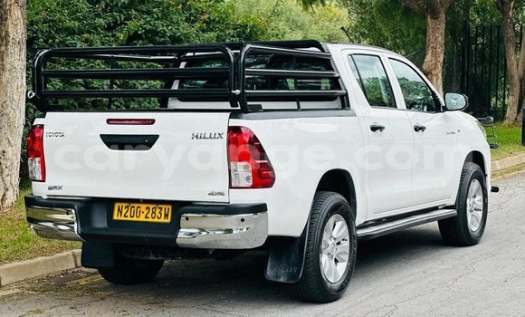 Acheter Occasion Voiture Toyota Hilux Blanc à Grootfontein, Namibie Acheter Occasion Voiture Toyota Hilux Blanc à Grootfontein, Namibie