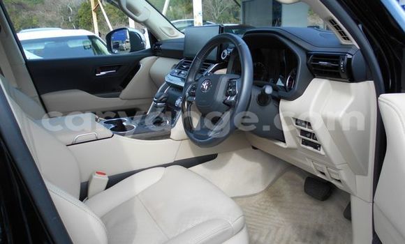 Acheter Occasion Voiture Toyota Land Cruiser Noir à Windhoek, Namibie Acheter Occasion Voiture Toyota Land Cruiser Noir à Windhoek, Namibie