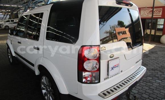 Buy Used Land Rover Discovery White Car in Windhoek in Namibia Buy Used Land Rover Discovery White Car in Windhoek in Namibia