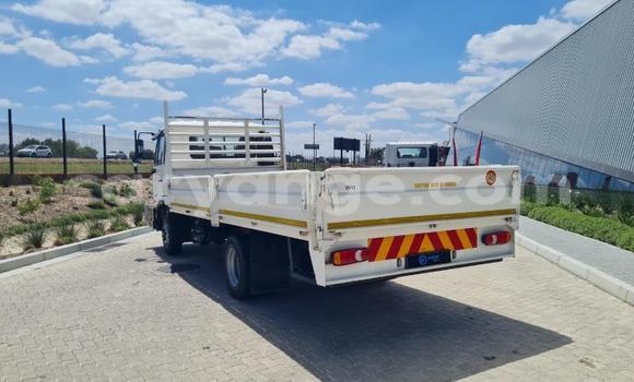 Buy Used Nissan UD White Truck in Windhoek in Namibia Buy Used Nissan UD White Truck in Windhoek in Namibia