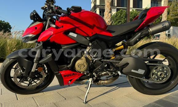 Buy Used Ducati Streetfighter Red Bike in Windhoek in Namibia Buy Used Ducati Streetfighter Red Bike in Windhoek in Namibia
