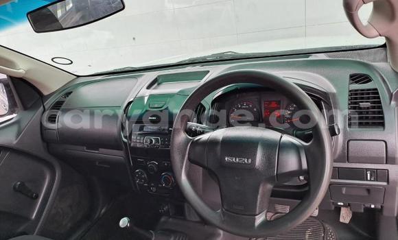 Buy Used Isuzu KB White Car in Windhoek in Namibia Buy Used Isuzu KB White Car in Windhoek in Namibia