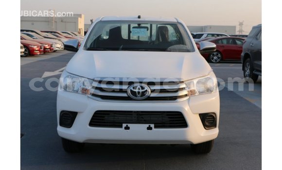 Acheter Import Voiture Toyota Hilux Blanc à Import - Dubai, Namibie Acheter Import Voiture Toyota Hilux Blanc à Import - Dubai, Namibie