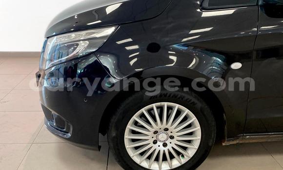 Acheter Occasion Voiture Mercedes-Benz Vito Noir à Windhoek, Namibie Acheter Occasion Voiture Mercedes-Benz Vito Noir à Windhoek, Namibie