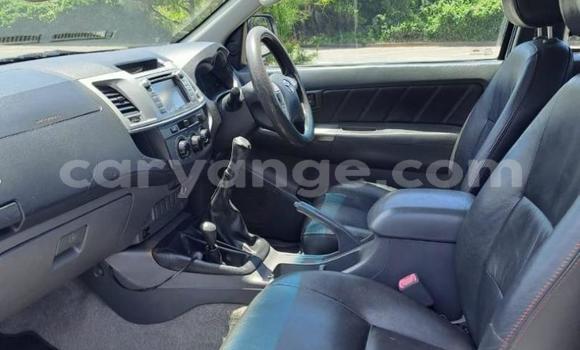 Acheter Occasion Voiture Toyota Hilux Blanc à Gobabis, Omaheke Acheter Occasion Voiture Toyota Hilux Blanc à Gobabis, Omaheke