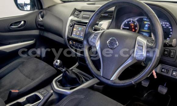 Acheter Occasion Voiture Nissan Navara Blanc à Gobabis, Omaheke Acheter Occasion Voiture Nissan Navara Blanc à Gobabis, Omaheke