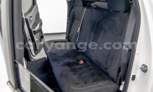 Acheter Occasion Voiture Nissan Navara Blanc à Gobabis, Omaheke Acheter Occasion Voiture Nissan Navara Blanc à Gobabis, Omaheke