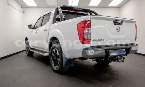 Acheter Occasion Voiture Nissan Navara Blanc à Gobabis, Omaheke Acheter Occasion Voiture Nissan Navara Blanc à Gobabis, Omaheke
