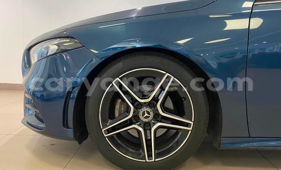 Acheter Occasion Voiture Mercedes-Benz C–Class Bleu à Windhoek, Namibie Acheter Occasion Voiture Mercedes-Benz C–Class Bleu à Windhoek, Namibie