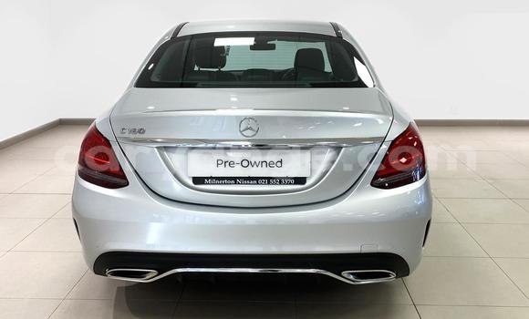 Acheter Occasion Voiture Mercedes-Benz C–Class Gris à Windhoek, Namibie Acheter Occasion Voiture Mercedes-Benz C–Class Gris à Windhoek, Namibie