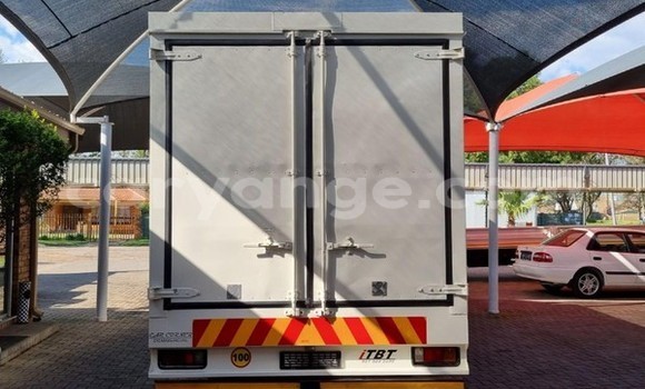 Buy Used Hino 300 Series White Truck in Windhoek in Namibia Buy Used Hino 300 Series White Truck in Windhoek in Namibia