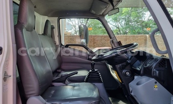 Buy Used Hino 300 Series White Truck in Windhoek in Namibia Buy Used Hino 300 Series White Truck in Windhoek in Namibia