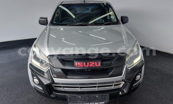 Buy Used Isuzu KB Silver Car in Windhoek in Namibia Buy Used Isuzu KB Silver Car in Windhoek in Namibia