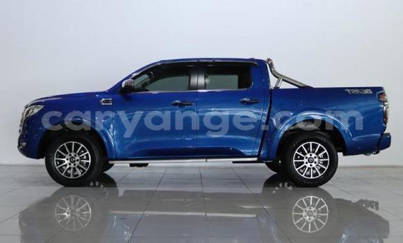 Buy Used GMC Sierra Blue Car in Gobabis in Omaheke Buy Used GMC Sierra Blue Car in Gobabis in Omaheke
