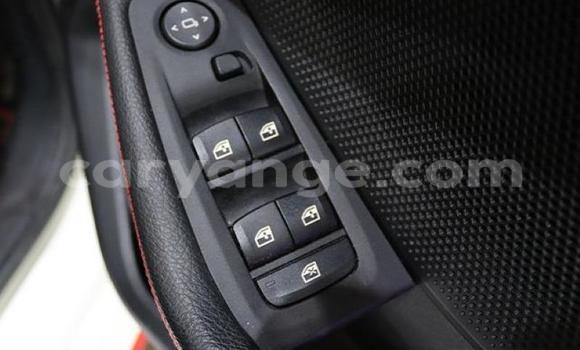 Acheter Occasion Voiture BMW 1-Series Blanc à Gobabis, Omaheke Acheter Occasion Voiture BMW 1-Series Blanc à Gobabis, Omaheke