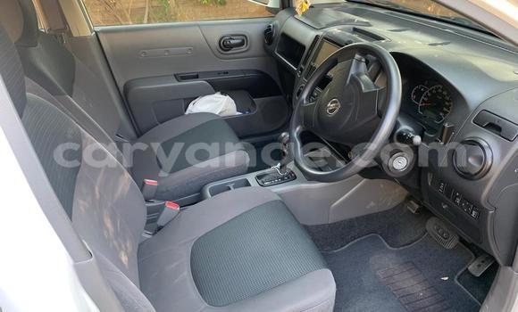 Acheter Occasion Voiture Nissan AD Blanc à Okahandja, Namibie Acheter Occasion Voiture Nissan AD Blanc à Okahandja, Namibie