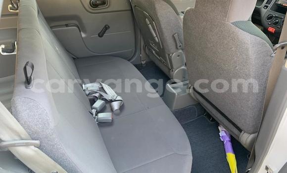 Acheter Occasion Voiture Nissan AD Blanc à Okahandja, Namibie Acheter Occasion Voiture Nissan AD Blanc à Okahandja, Namibie