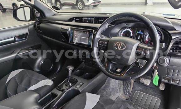 Buy Used Toyota Hilux Silver Car in Karasburg in Karas Buy Used Toyota Hilux Silver Car in Karasburg in Karas