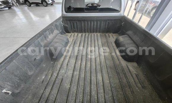 Buy Used Toyota Hilux Silver Car in Karasburg in Karas Buy Used Toyota Hilux Silver Car in Karasburg in Karas