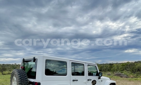 Acheter Occasion Voiture Jeep Wrangler Blanc à Windhoek, Namibie Acheter Occasion Voiture Jeep Wrangler Blanc à Windhoek, Namibie