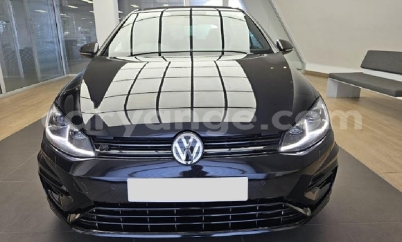 Buy Used Volkswagen Golf R Black Car in Gobabis in Omaheke Buy Used Volkswagen Golf R Black Car in Gobabis in Omaheke