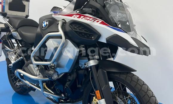 Buy Used BMW GS Beige Bike in Walvis Bay in Namibia Buy Used BMW GS Beige Bike in Walvis Bay in Namibia