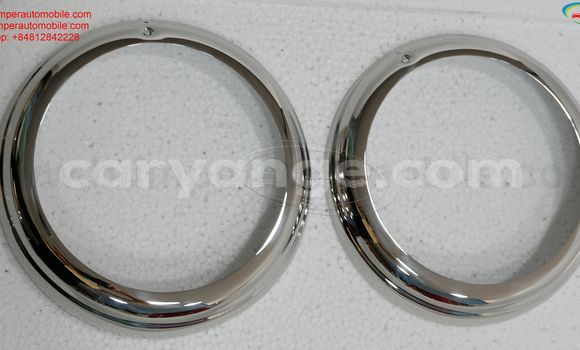 Acheter Headlight Bezel 300SL à Otavi, Oshikoto Acheter Headlight Bezel 300SL à Otavi, Oshikoto