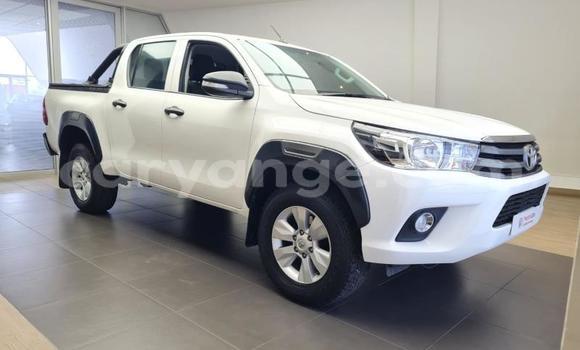 Acheter Occasion Voiture Toyota Hilux Blanc à Windhoek, Namibie