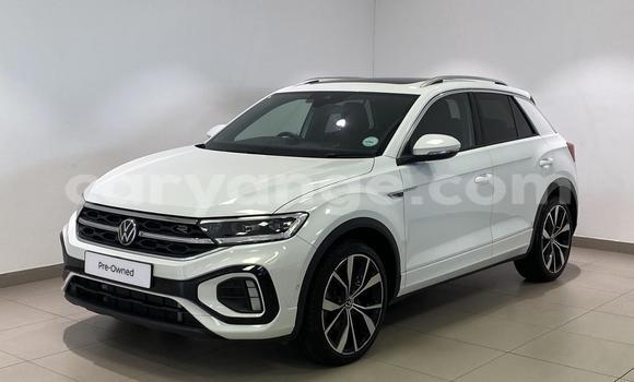 Buy Used Volkswagen T-Roc White Car in Windhoek in Namibia