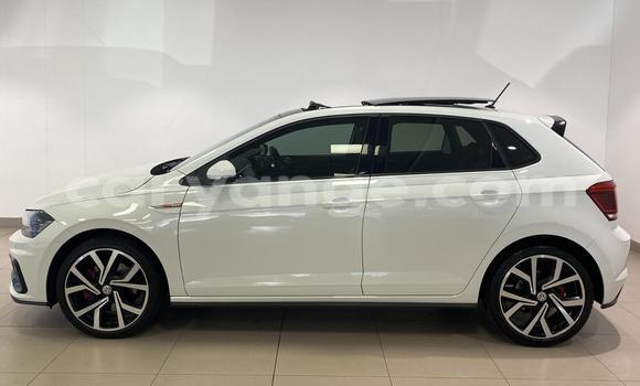 Acheter Occasion Voiture Volkswagen Polo Blanc à Windhoek, Namibie Acheter Occasion Voiture Volkswagen Polo Blanc à Windhoek, Namibie