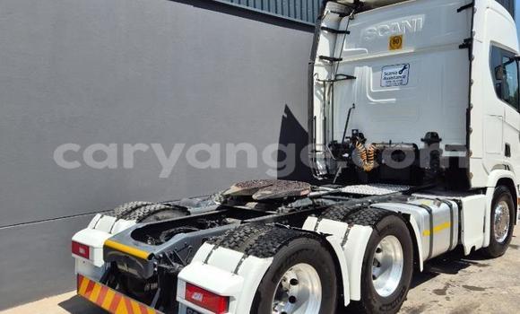 Buy Used Scania R470 White Truck in Windhoek in Namibia Buy Used Scania R470 White Truck in Windhoek in Namibia