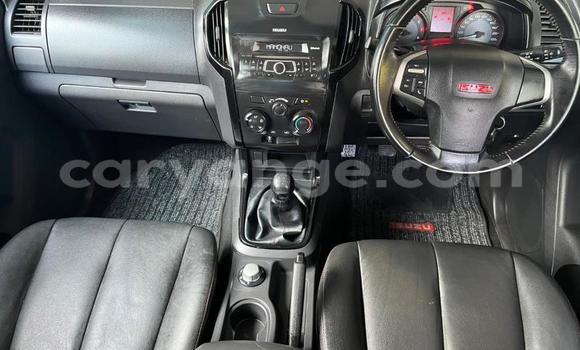Buy Used Isuzu D–MAX White Car in Windhoek in Namibia Buy Used Isuzu D–MAX White Car in Windhoek in Namibia