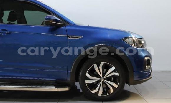 Buy Used Volkswagen T-Roc Blue Car in Gobabis in Omaheke Buy Used Volkswagen T-Roc Blue Car in Gobabis in Omaheke