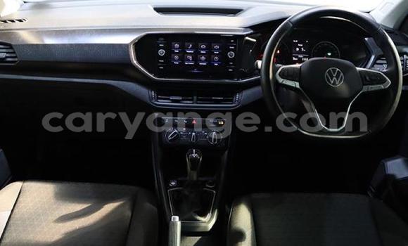 Buy Used Volkswagen T-Roc Blue Car in Gobabis in Omaheke Buy Used Volkswagen T-Roc Blue Car in Gobabis in Omaheke