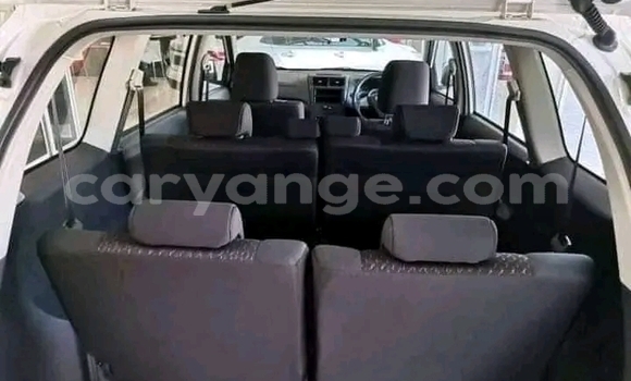 Acheter Occasion Voiture Toyota Avanza Blanc à Gobabis, Omaheke Acheter Occasion Voiture Toyota Avanza Blanc à Gobabis, Omaheke