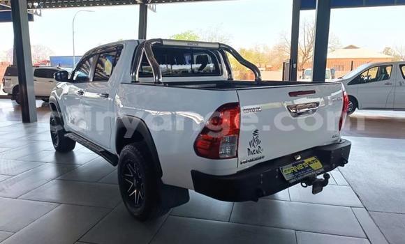 Buy Used Toyota Hilux White Car in Windhoek in Namibia Buy Used Toyota Hilux White Car in Windhoek in Namibia