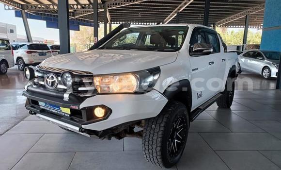 Buy Used Toyota Hilux White Car in Windhoek in Namibia Buy Used Toyota Hilux White Car in Windhoek in Namibia